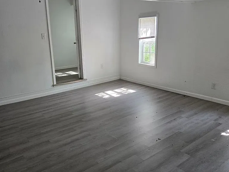 1510 W Lynn St — Photo 9