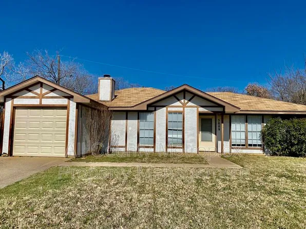 3809 Tamarron Ln, Arlington, TX 76017