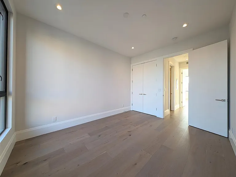 2707 23rd St #3 — Photo 15