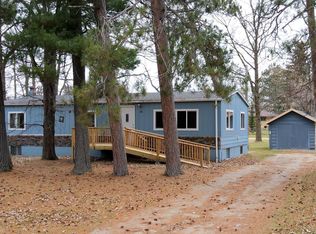 221 3rd St N, Hackensack, MN 56452