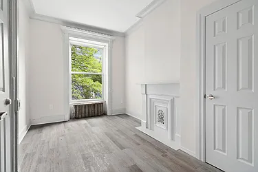 Rented by Rennit Inc.