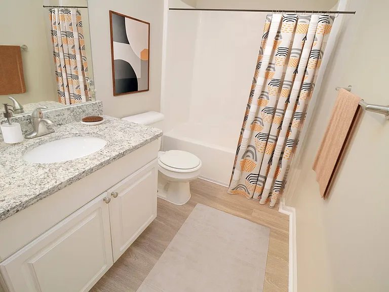 The Pointe at Canton — Photo 39