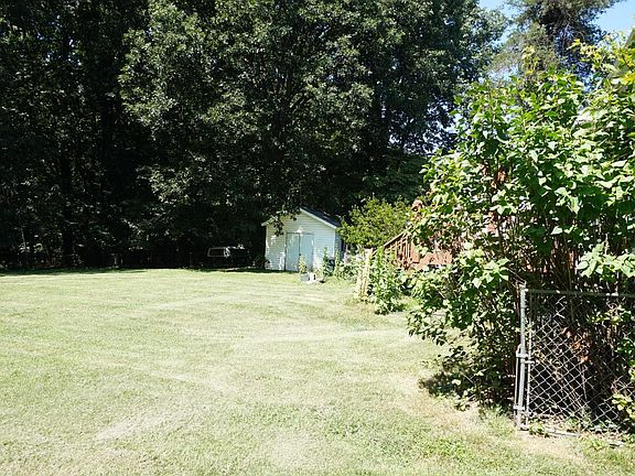 5th image of 1407 Brookville Ln