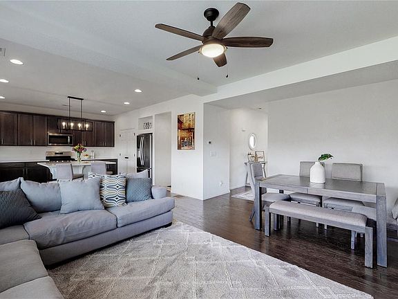 3rd image of 5383 Walden Ct