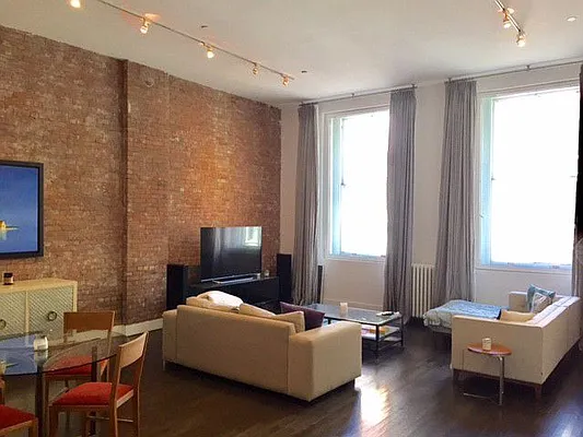 Rented by United American Land | media 20