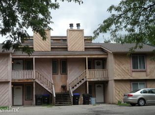 3414 SW Burnett Rd APT B, Topeka, KS 66614