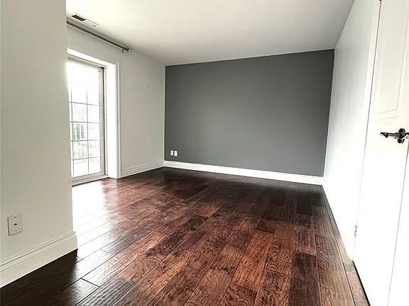 5th image of 34 Boblo Island Blvd Unit 208