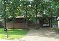 1st image of 600 Lindenhurst Dr