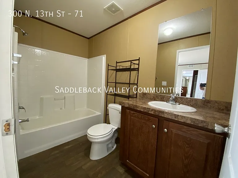 300 N 13th St #71 — Photo 8