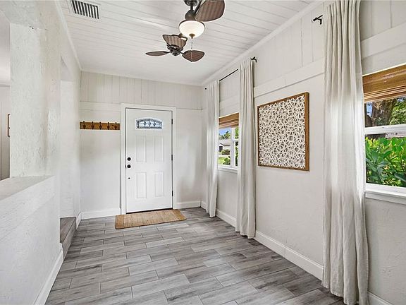 4th image of 2924 HILLVIEW STREET