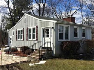 15 Englewood Ave, East Greenbush, NY 12061