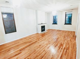 818 S Loomis St, Chicago, IL 60607