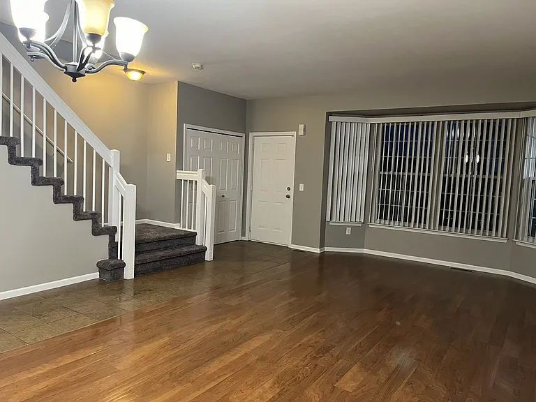 29337 Classic Dr — Photo 11