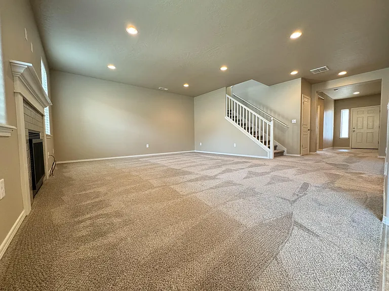 2925 Cashmere Dr — Photo 8