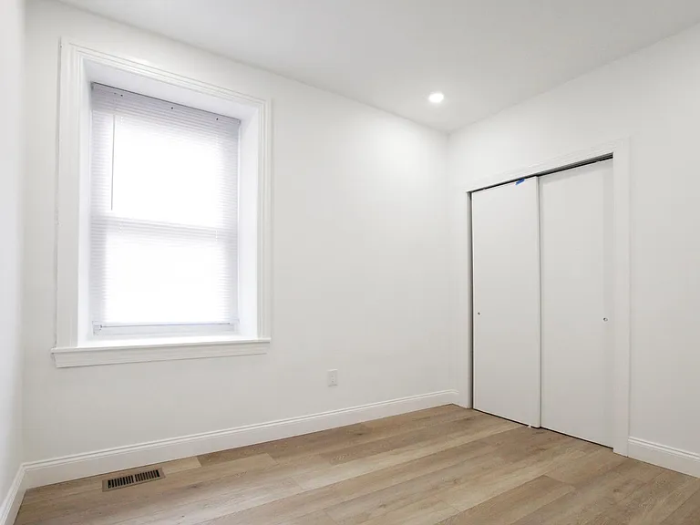 3619 Powelton Ave #1R — Photo 9