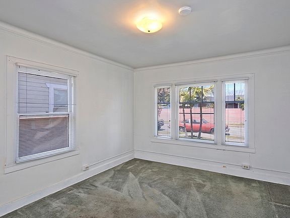 5th image of 12308 Gilmore Ave