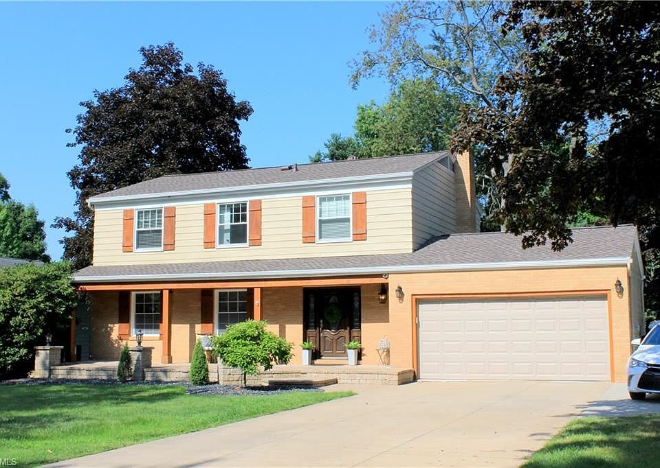 1st image of 432 Sun Valley Dr