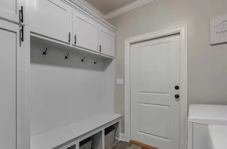 5804 Bluebonnett Dr — Photo 13