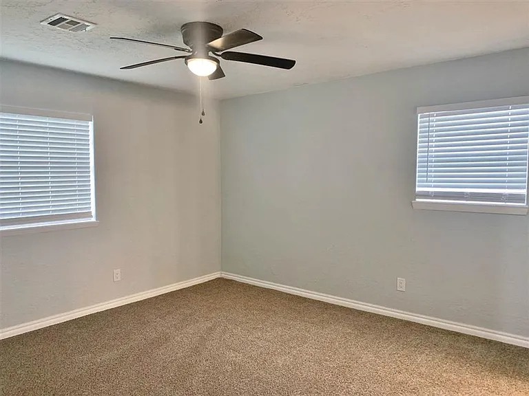 4207 SE Camden Way — Photo 9