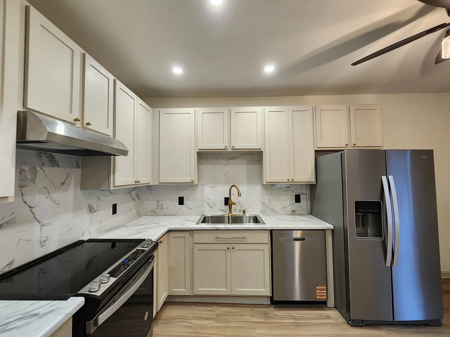 1 bed, 816 sqft, $950 — Photo 2
