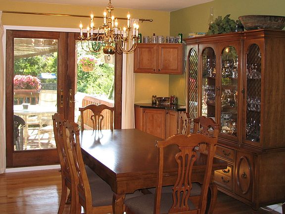 Dining area opens to deck