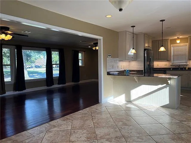 840 Turquoise St — Photo 5