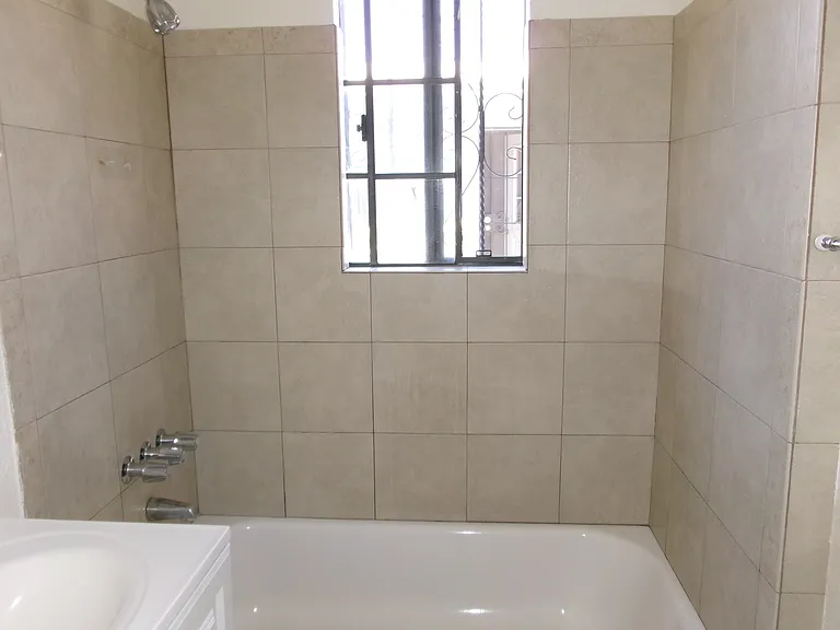 1209 W 60th Pl #1209 — Photo 11