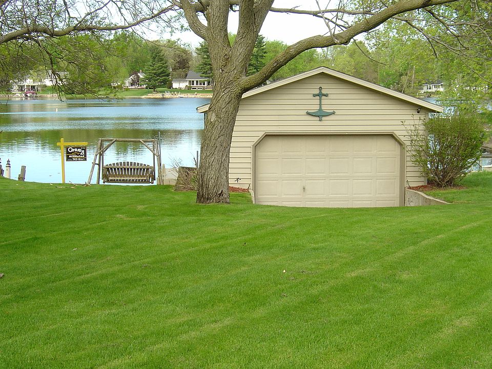 Lake Front Boathouse