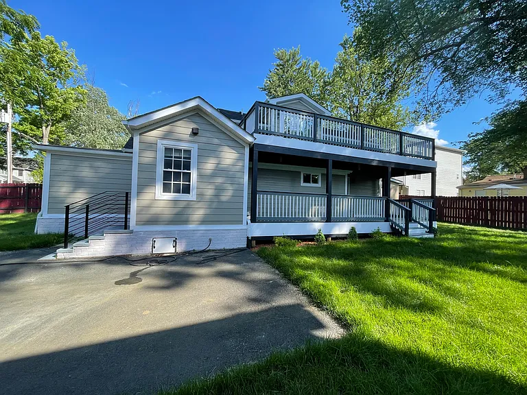 1532 Mayfield Rd — Photo 14