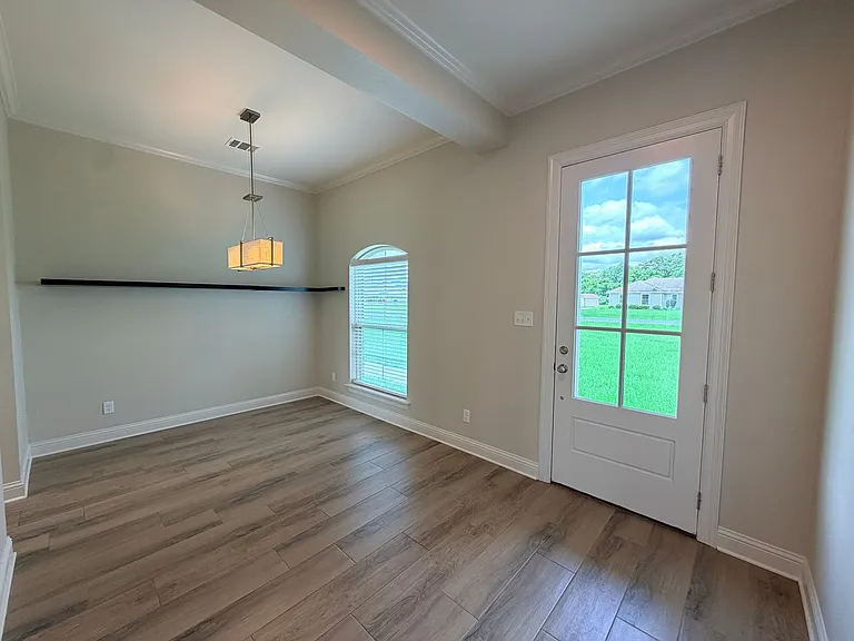 3520 Windwood Cir — Photo 7