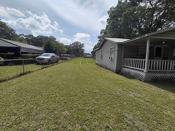 2nd image of 1248 Millson Rd
