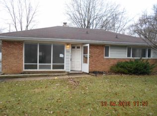 169 Shabbona Dr, Park Forest, IL