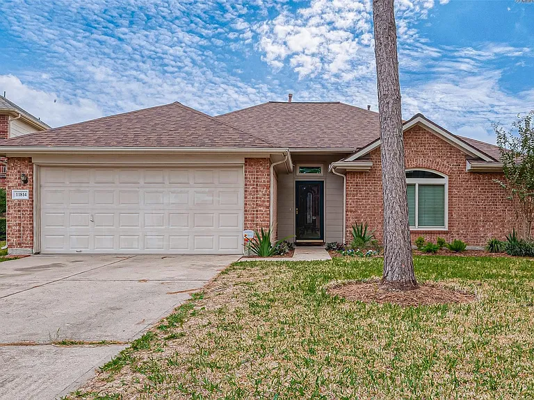 11814 Copperas Creek Dr — Photo 3