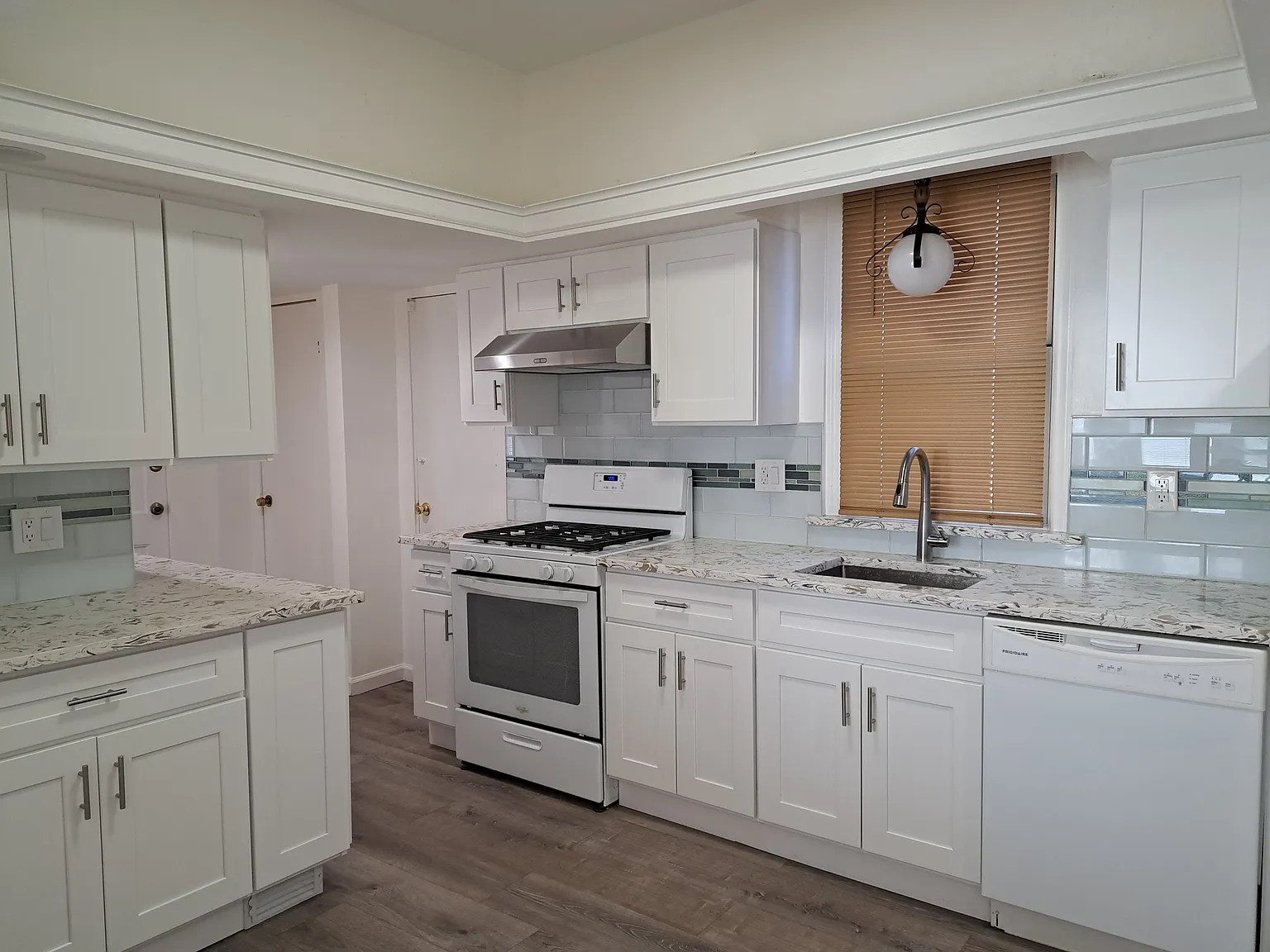 119 Prospect Pl — Photo 1