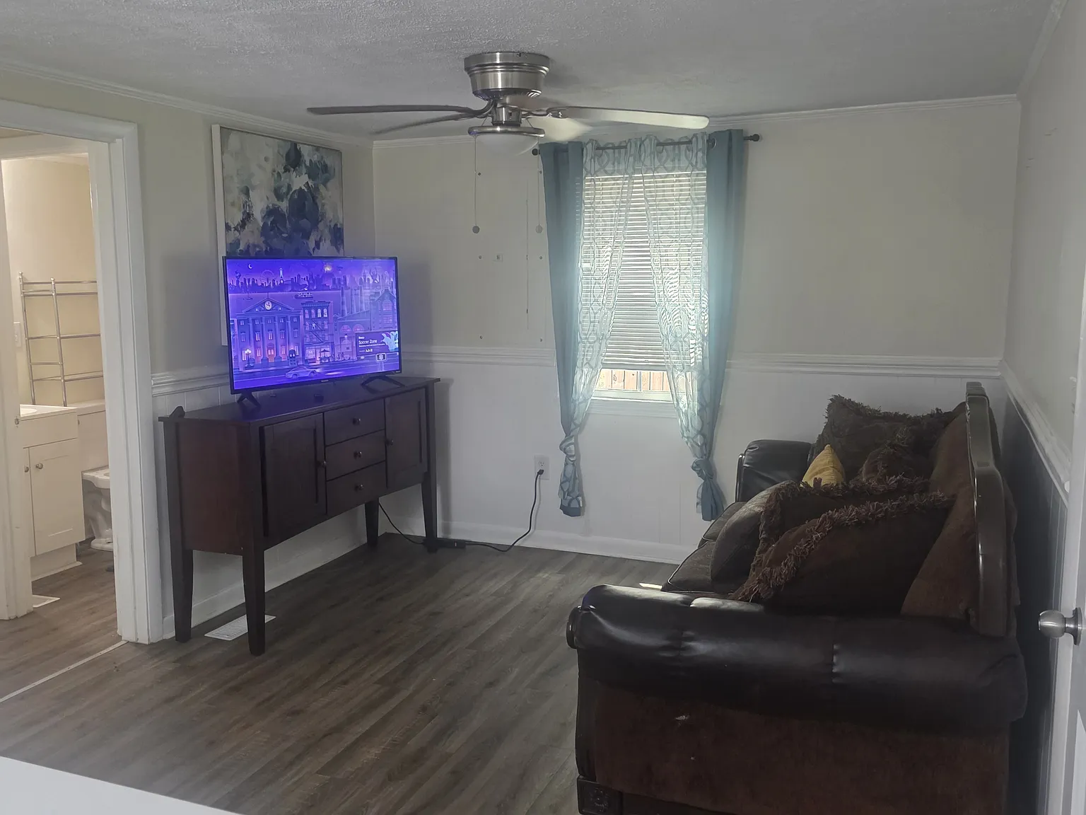 2 bed, 1000 sqft, $1,000 — Photo 2