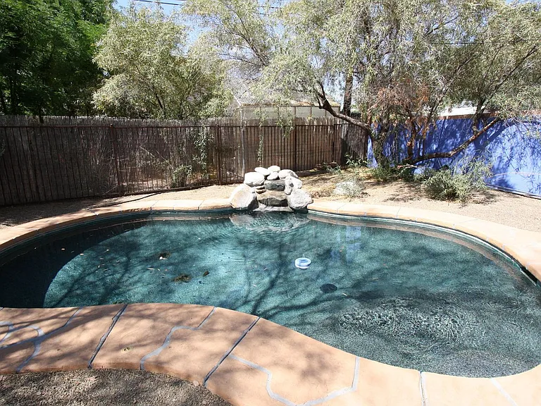 2215 E La Mirada St #B-M — Photo 10