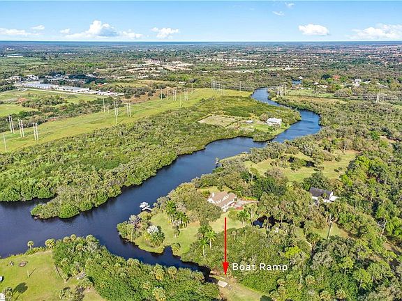 3rd image of 3850 Little Creek Dr