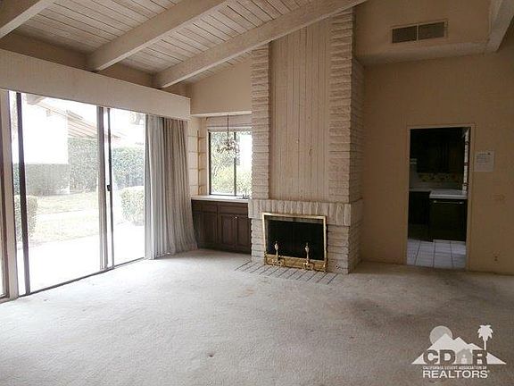 3rd image of 1261 Primavera Dr N