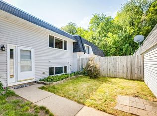 3886 Craig Way, Inver Grove Heights, MN 55076