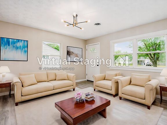 4th image of 1710 Eastfield Dr N