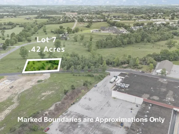 547 Legion Dr #7, Harrodsburg, KY 40330