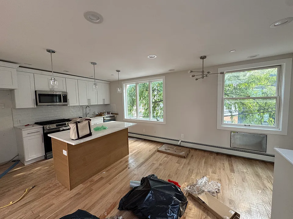 492 Humboldt St #3