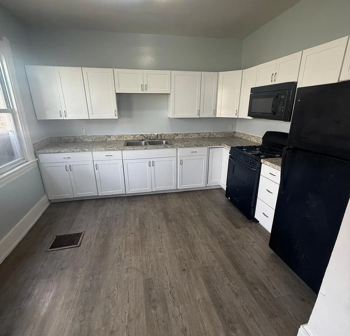 1509 North Salina Street - 1 — Photo 1