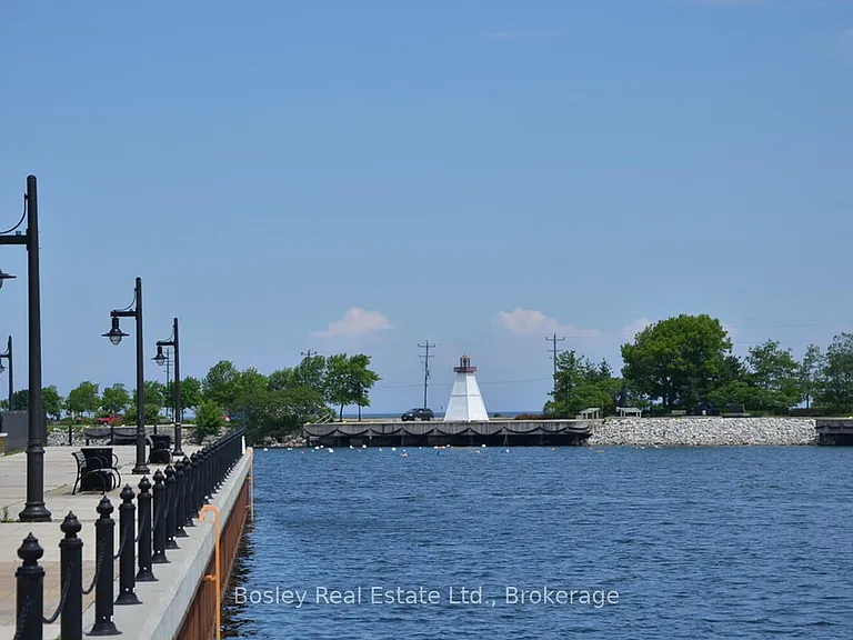31 Huron St #227 — Photo 42