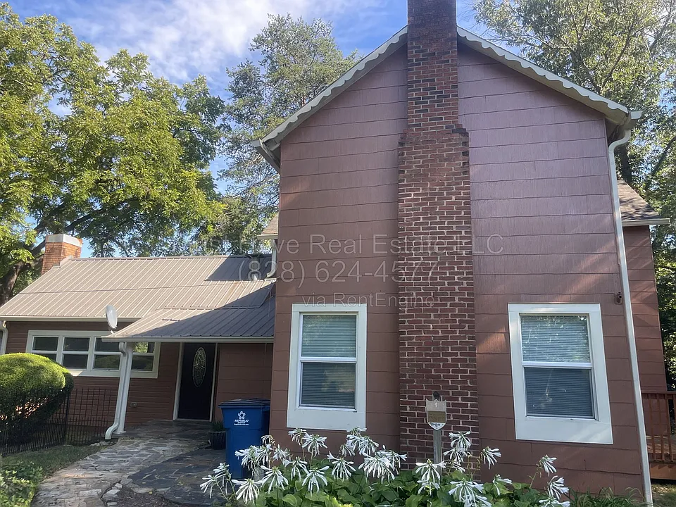 101 Honeycutt Dr