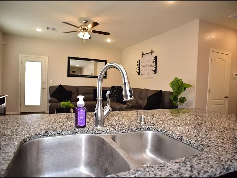 1016 Seahawk Pl — Photo 15