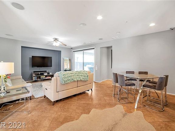 2nd image of 705 Indian Garden St