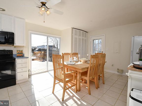 5th image of 14923 Cordell Ave