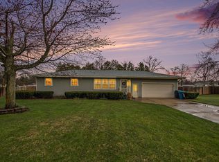 2430 Kimberly Dr, Muskegon, MI 49444