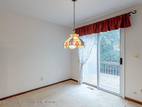5th image of 1800 Whitegate Ln #14